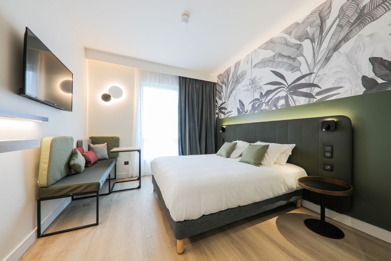 Bedroom 2, Campanile Smart Lyon Est - Eurexpo Bron Aviation, Rhône