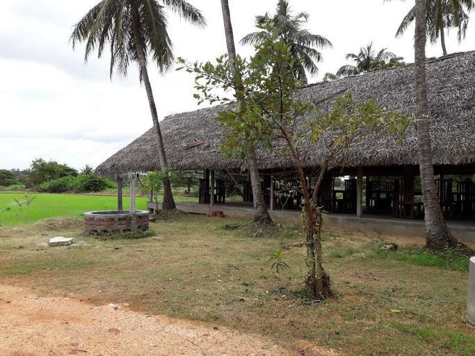 Others 5, Kamatha Resort, Thamankaduwa