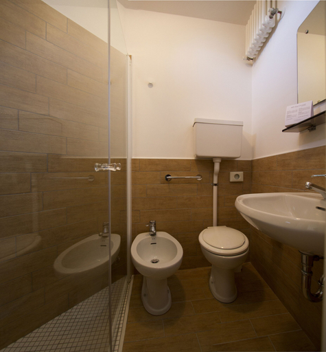 Bathroom 4, Hotel Desire', Rimini