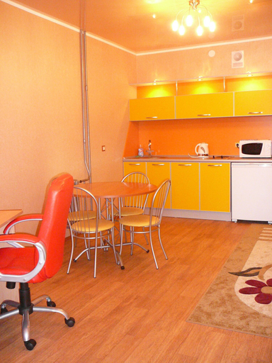 Others 4, Apartment on Maxima Gorkogo 3, Tyumen'