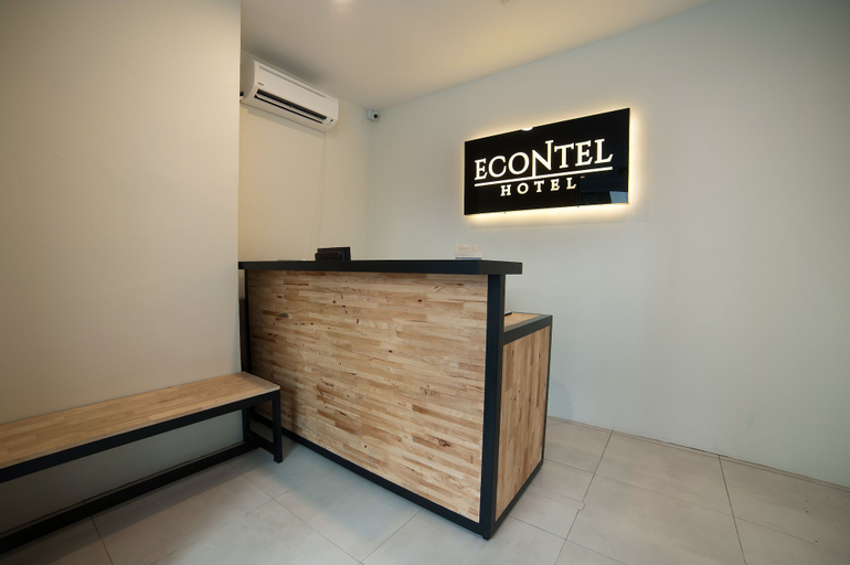 Others 4, Econtel Hotel, Barat Daya