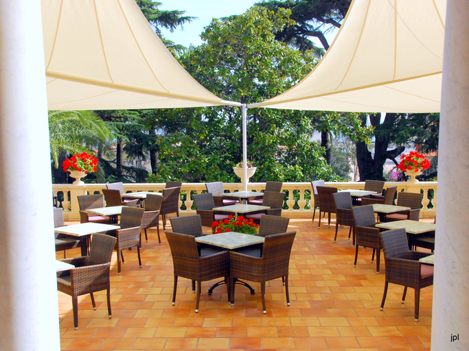 Food & Drinks 5, Les Tourelles, Var