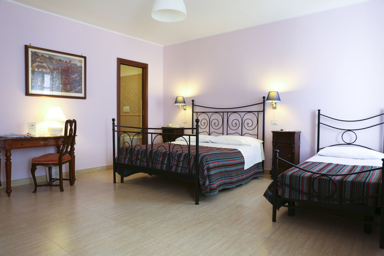 Bedroom 3, Hotel Posta, Terni