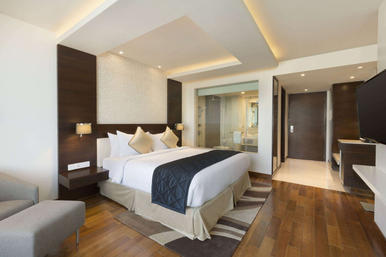 Bedroom 3, Howard Johnson by Wyndham Bengaluru Hebbal, Bangalore