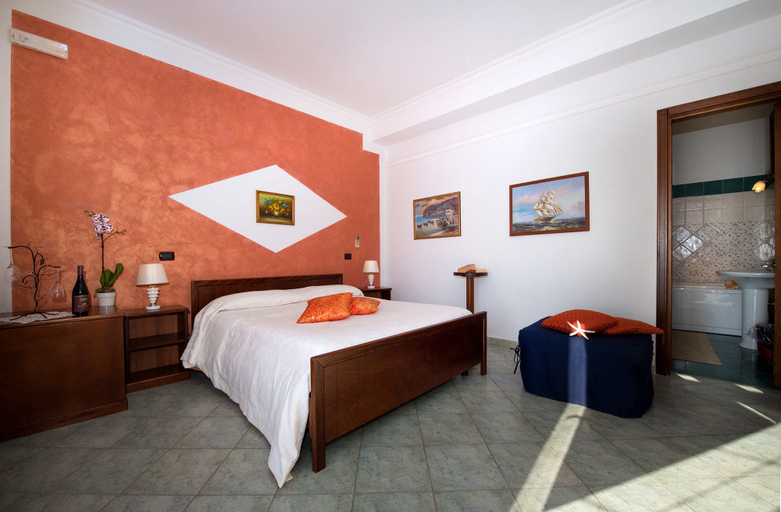 Bedroom 5, Holiday House Le Palme, Salerno