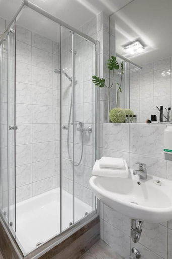 Bathroom 5, sleepIN, Ingolstadt