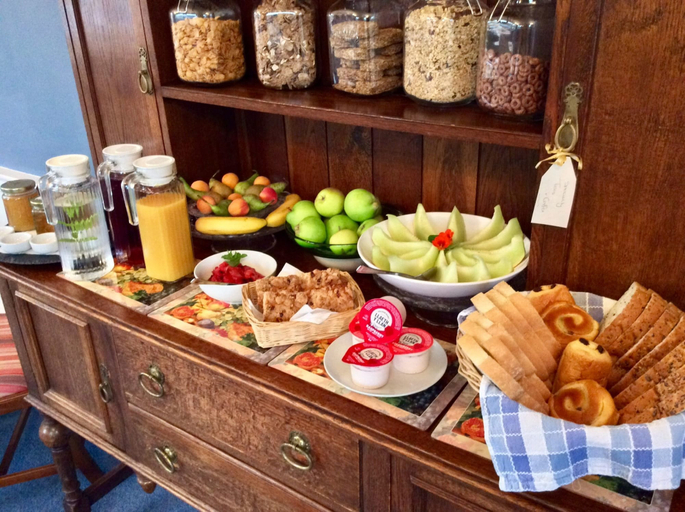 Food & Drinks, Aberllynfi Riverside Guesthouse, Powys