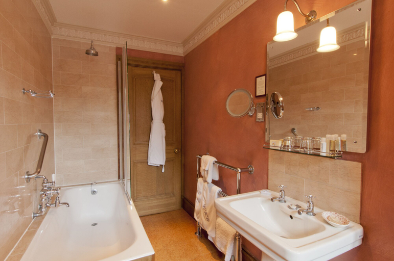 Bathroom 3, Hartwell House & Spa, Buckinghamshire