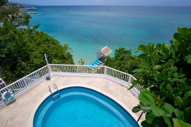 Others 4, Scotch on the Rocks-Ocho Rios 5BR