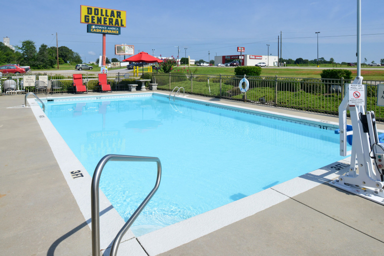 Briarwood Inn Of Geneva, Geneva
