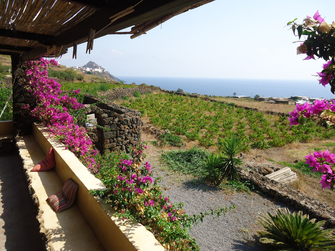 Others 5, Agriturismo Zibibbodoro, Trapani