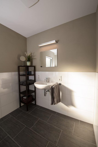 Bathroom 5, Weingut Rieth - Gästehaus Vinaria, Bernkastel-Wittlich