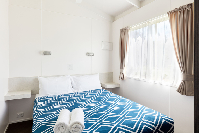 Bedroom 3, Kennett River Family Caravan Park, Colac-Otway - South