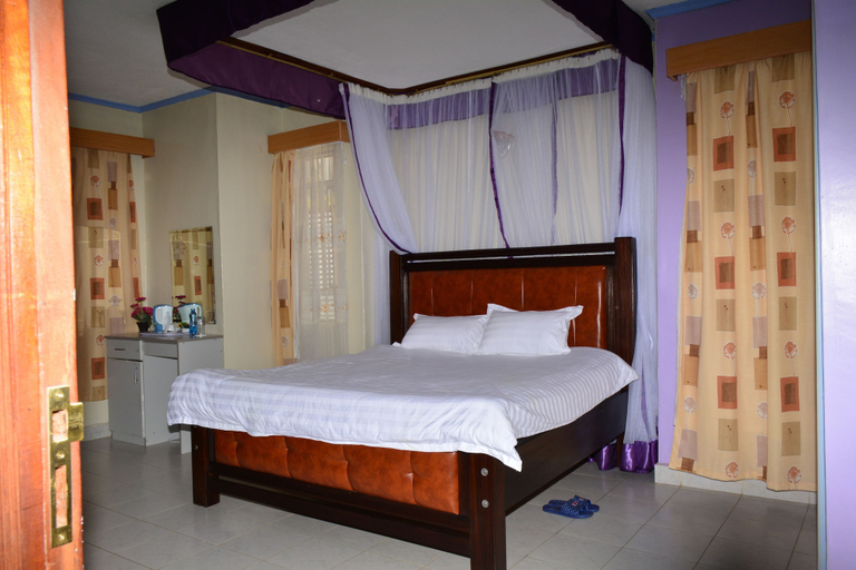 Bedroom 2, Tommy's Lounge, Mavoko