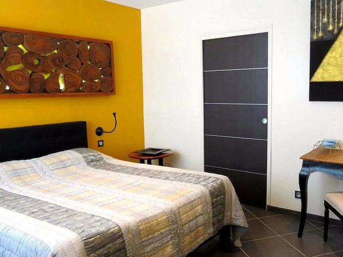 Bedroom 4, Hôtel Restaurant Chez Nous, Ain