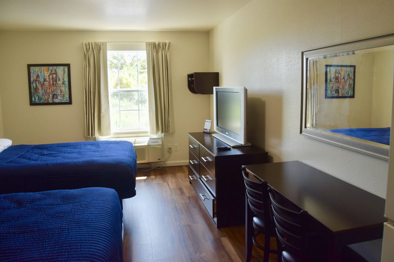 Bedroom 2, Stay Plus Extended Stay Suites, Lee