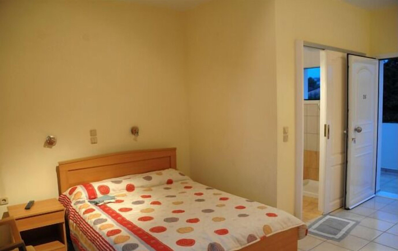 Bedroom 5, Helena's Studios, Ionian Islands