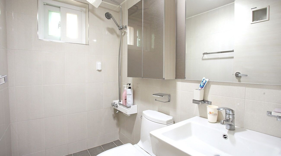 Bathroom 3, Odae Mountain Golden Light Pension, Pyeongchang