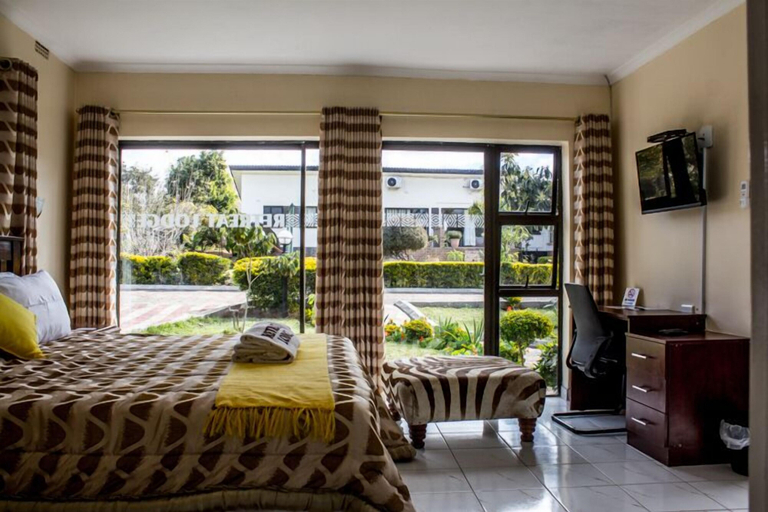 Bedroom 3, Retreat Lodge and Conference Centre, Matobo