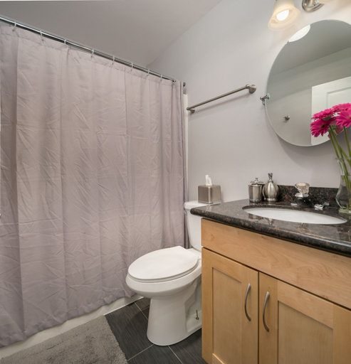 Bathroom, Seattle Vacation Home: Thomas Lodge Philadelphia, Seattle