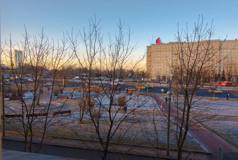 Exterior & Views, ApartExpo on Pobedy Square 1B, Western