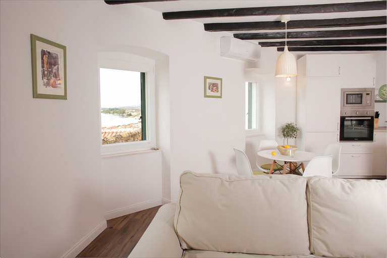 Others 5, A&E Apartment - Near Cathedral of St James, Šibenik