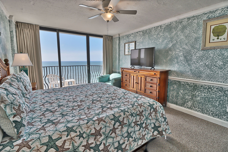 Bedroom 2, Suites at the Beach, Horry