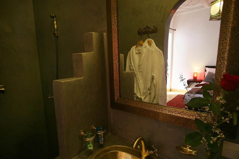 Bathroom 3, Riad Shaloma, Marrakech