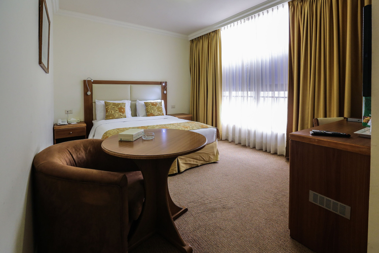 Bedroom 2, Gardenia Hotel, Wadi Essier