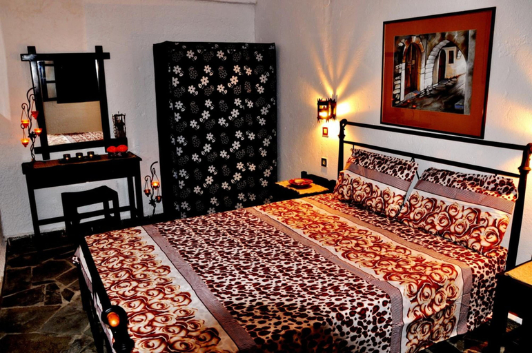 Bedroom 5, Heliotrope Apartments, Crete