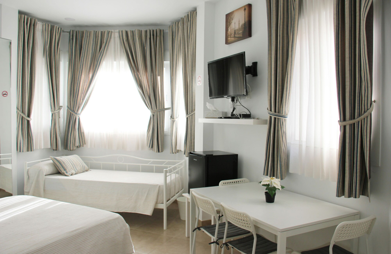 Bedroom 3, Sunnyliving, Sevilla