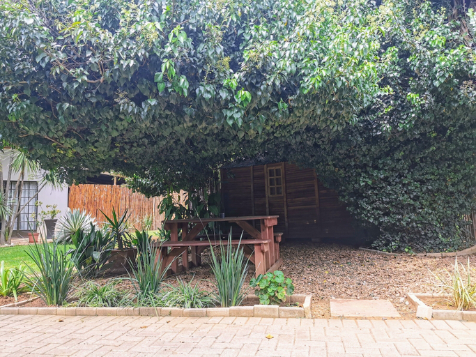 Exterior & Views 2, Aerotropolis Guest Lodge, Ekurhuleni