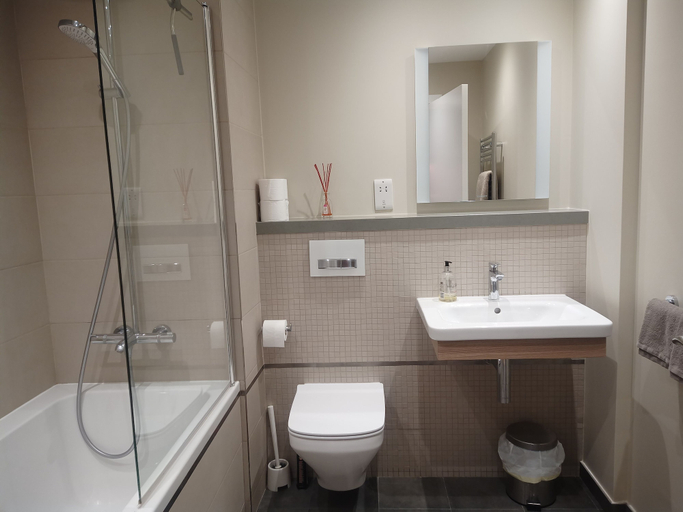 Bathroom, Kings Wharf Quay29 Studio with Pool, Gibraltar