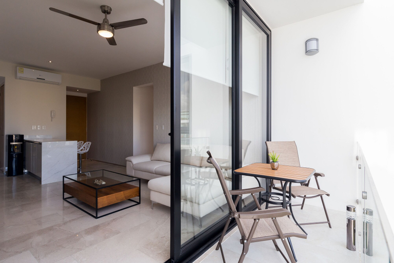 Others 4, Menesse 32 By CocoBR, Cozumel