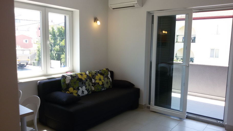 Others 5, Apartmani AiA, Biograd na Moru