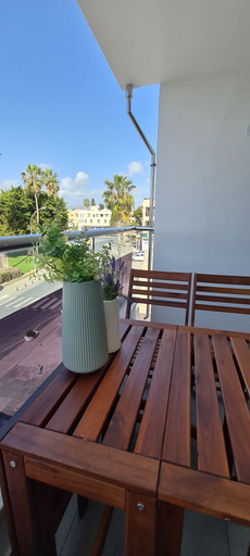 Others 4, Phaedrus Living: Seaside Deluxe Flat Harbour 107