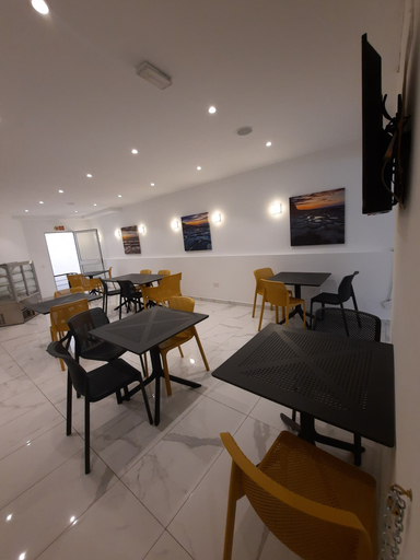 Food & Drinks 4, Shoreline Hotel, St Julian's
