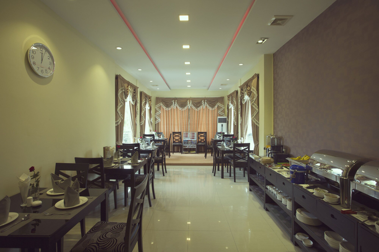 Food & Drinks 4, Royal Platinum Hotel, Yangon