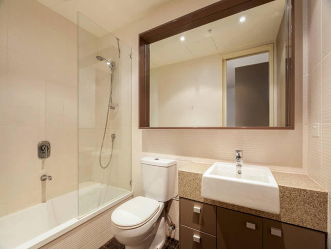 Bathroom 4, StayCentral - Cityview on City Rd, Melbourne