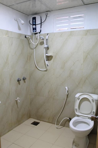 Bathroom 3, Hotel Sisara, Katharagama