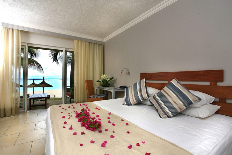 Bedroom 4, Villas Caroline, Black River