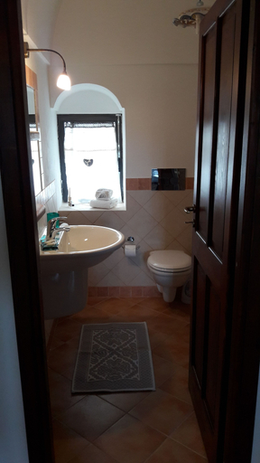 Bathroom 5, Agriturismo Zibibbodoro, Trapani