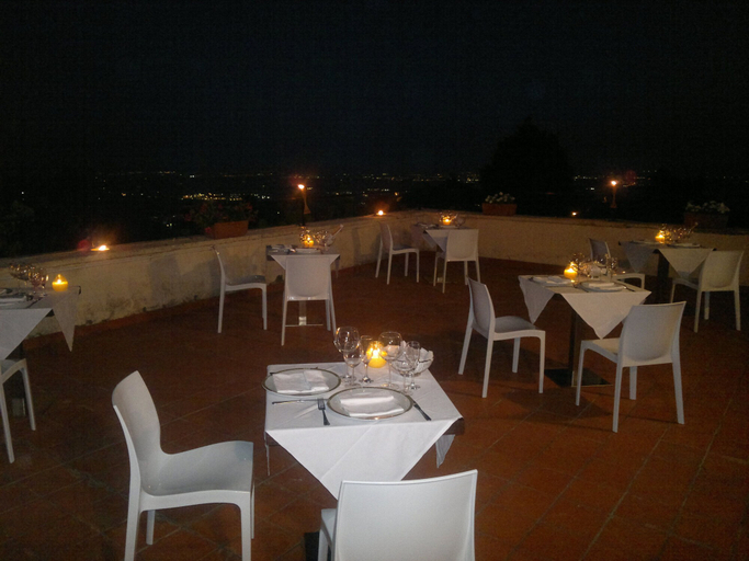 Food & Drinks 4, Villa Del Cardinale, Latina