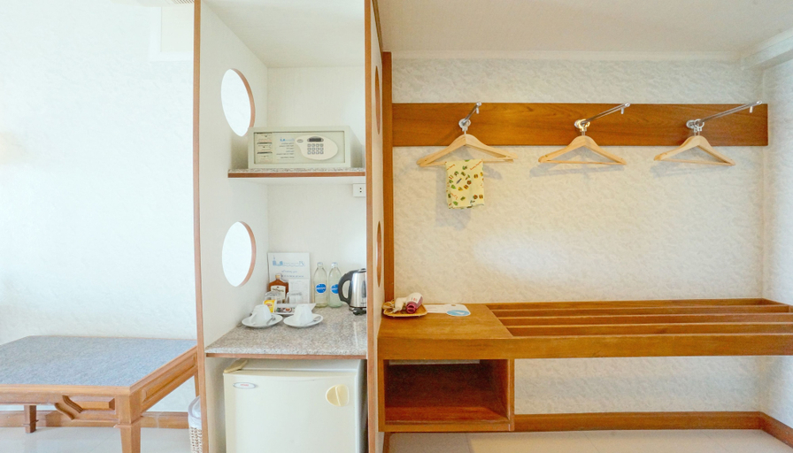 Bedroom 3, Pattaya Park Beach Resort, Pattaya