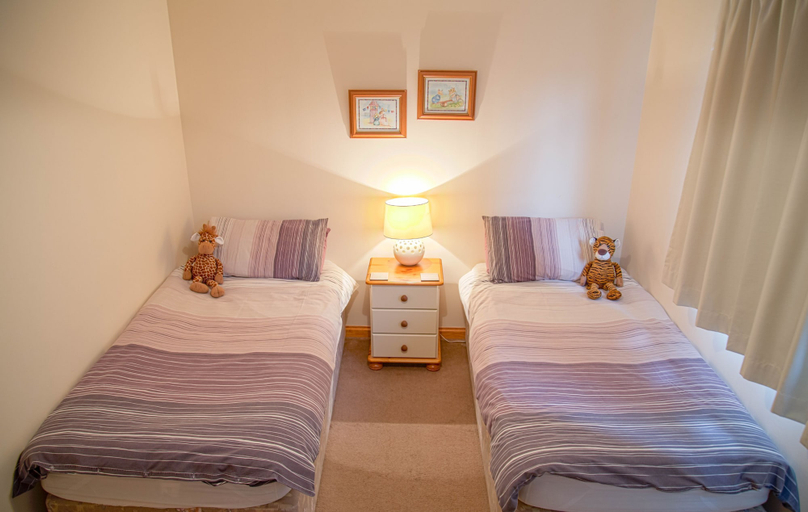 Bedroom 3, Steading Holidays - Eilean Feoir, Highland