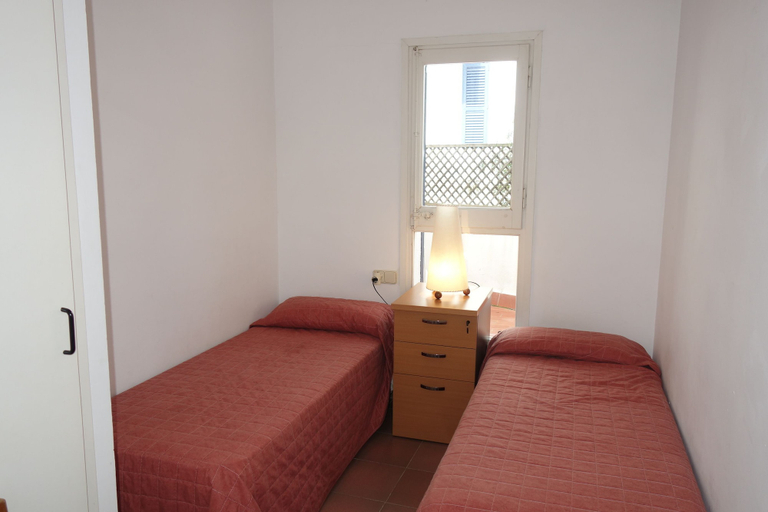 Bedroom 3, Apartament Lladó (142), Girona