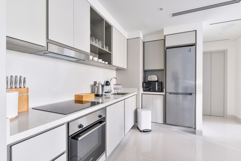 Others 2, Sunrise Bay - Ultra Luxury Emaar Beachfront - Private Beach and Pool, Dubai