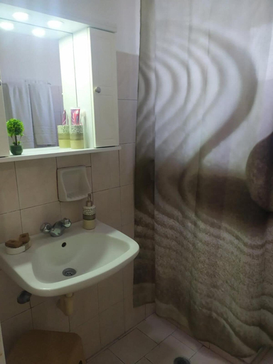 Bathroom 5, Kaluva Studios, South Aegean