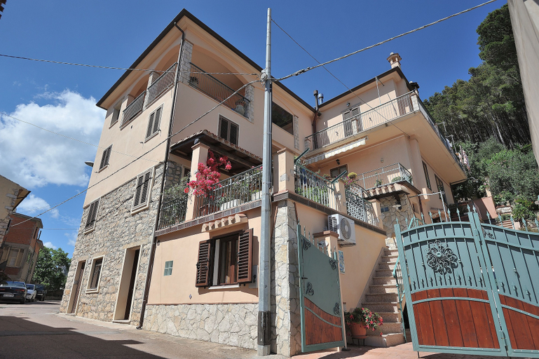 Exterior & Views 2, B&BIssicoro Baunei, Ogliastra