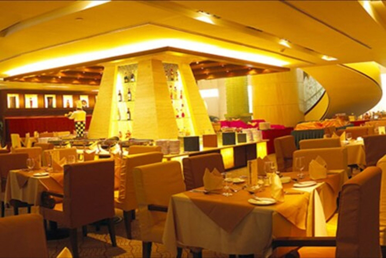 Food & Drinks 3, Queens Palace, Wuhan